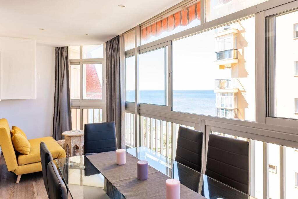 Piso Precioso Primera Linea Mar - 2 Br Apartamento