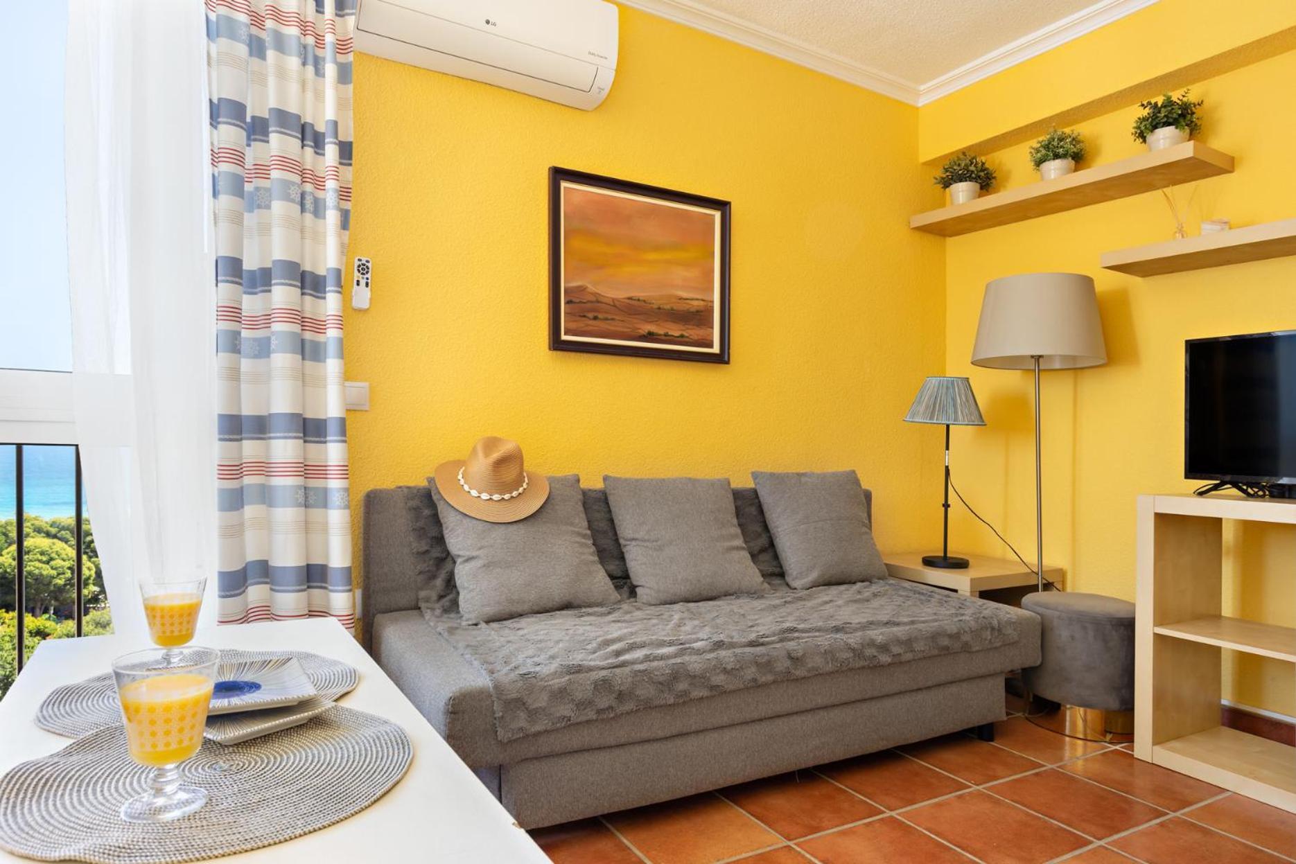 Cosy, Seaview Apartment, Close To Beach&bars -edificio Rhin