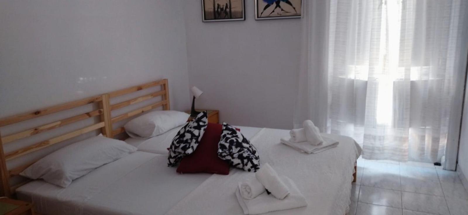 Tati Homestay *