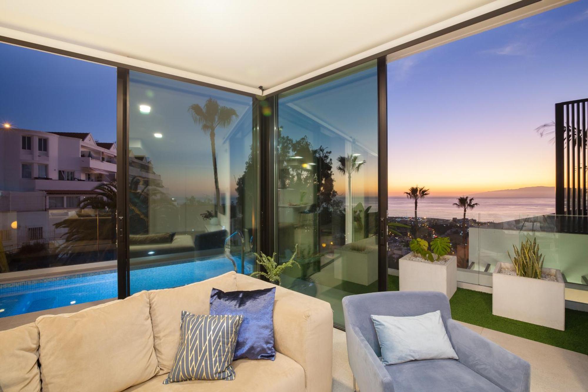200m² New F With Private, Heated Pool And Amazing Ocean View. Costa Adeje (Tenerife)