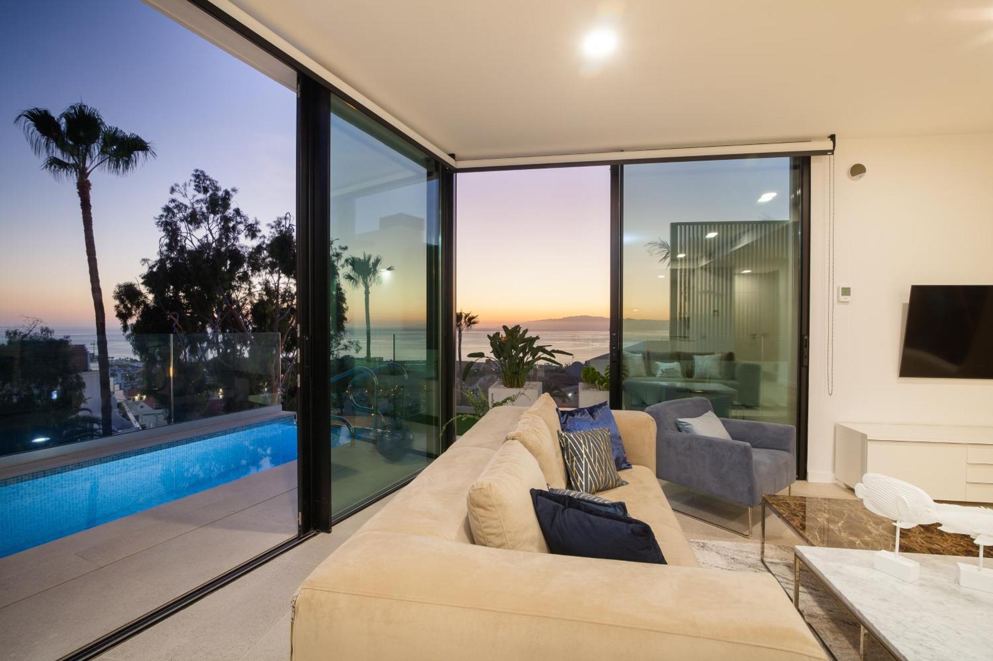 200m² New F With Private, Heated Pool And Amazing Ocean View. * Costa Adeje (Tenerife)
