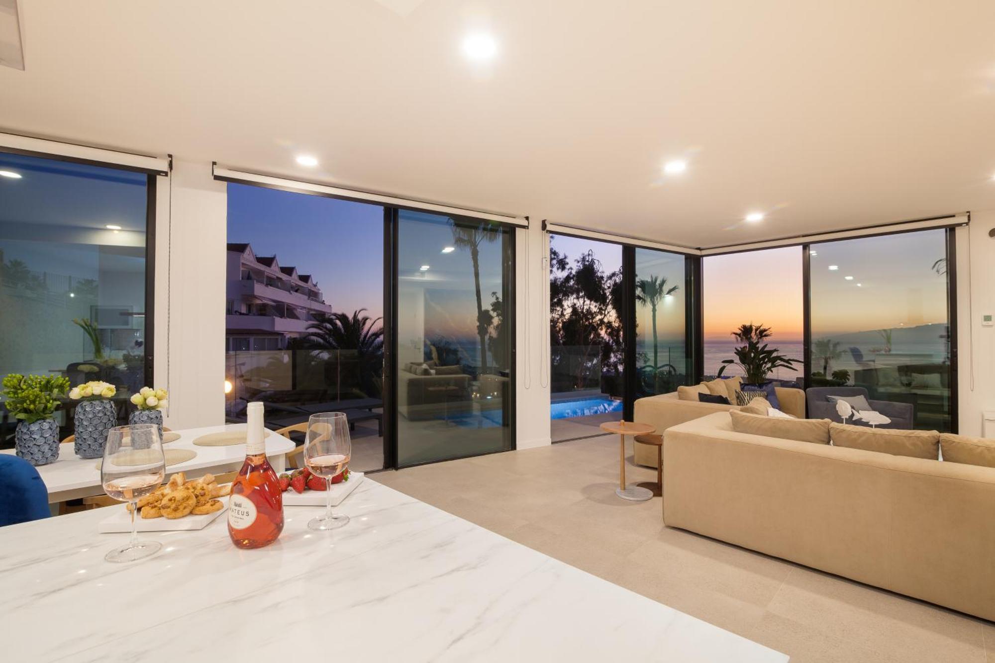 200m² New F With Private, Heated Pool And Amazing Ocean View.