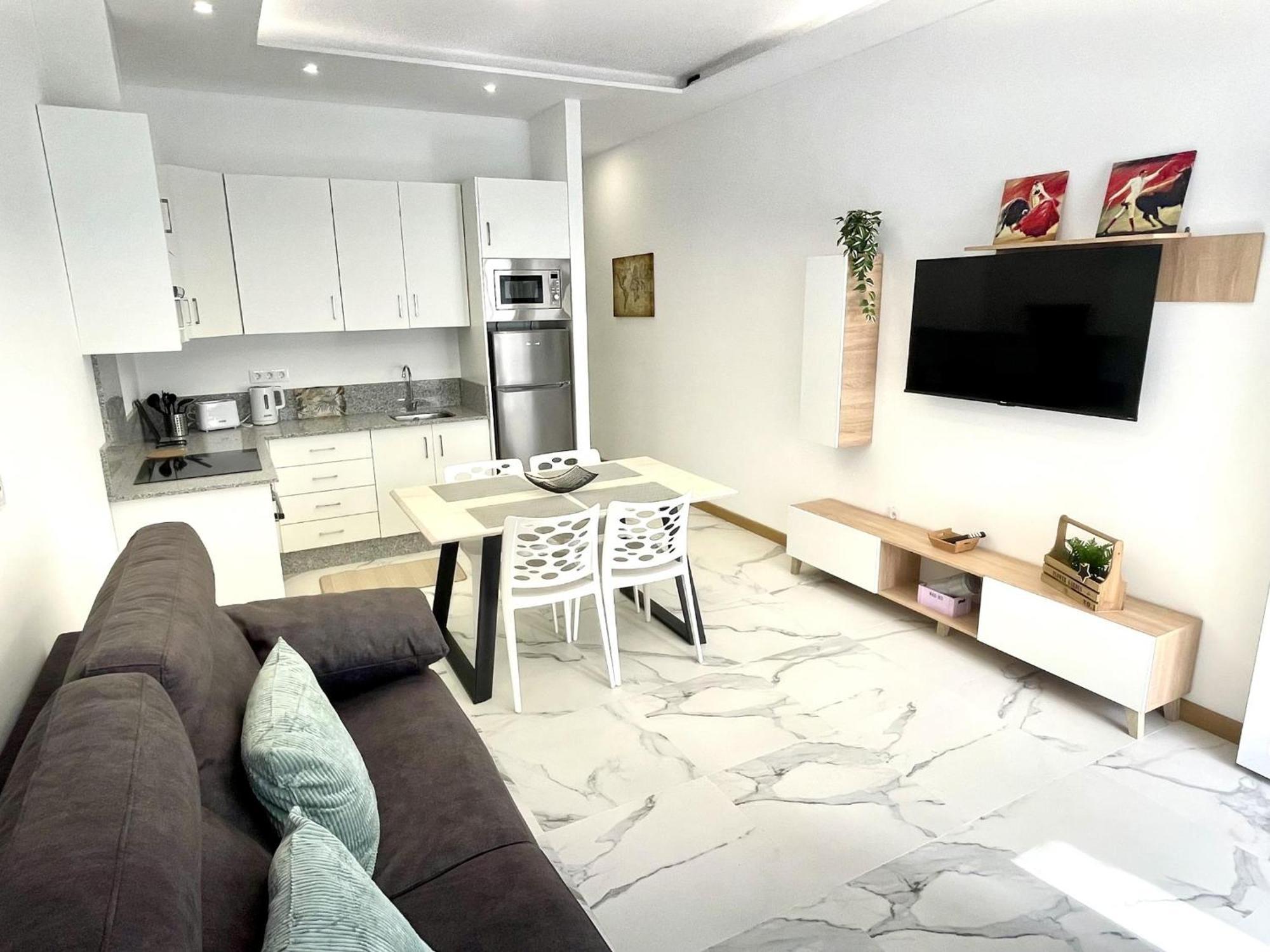 Apartamento 1 Island Village With Wi Fi And Pool Costa Adeje (Tenerife)