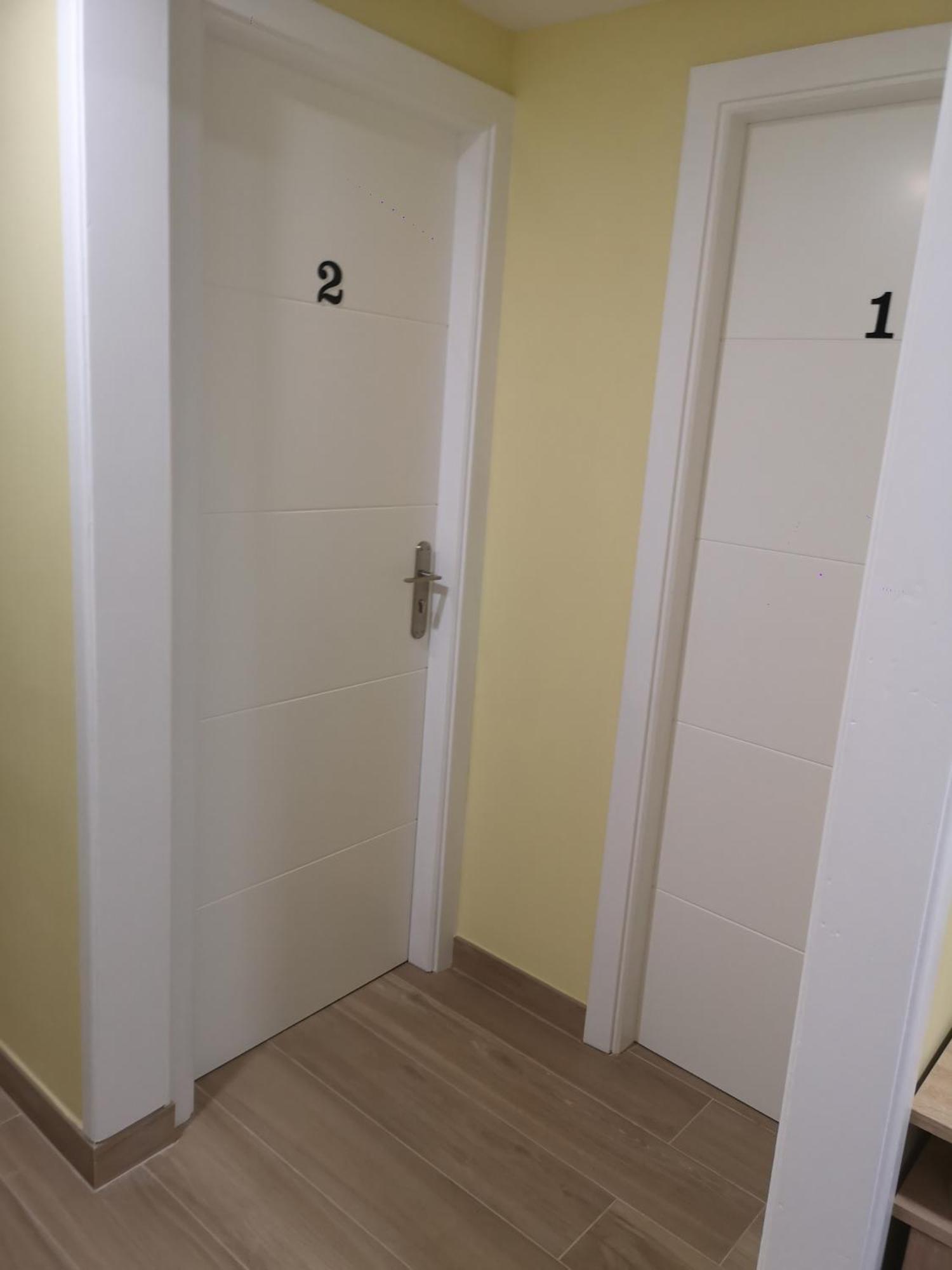 Guest house Mari: Area Private With Shared Baths *
