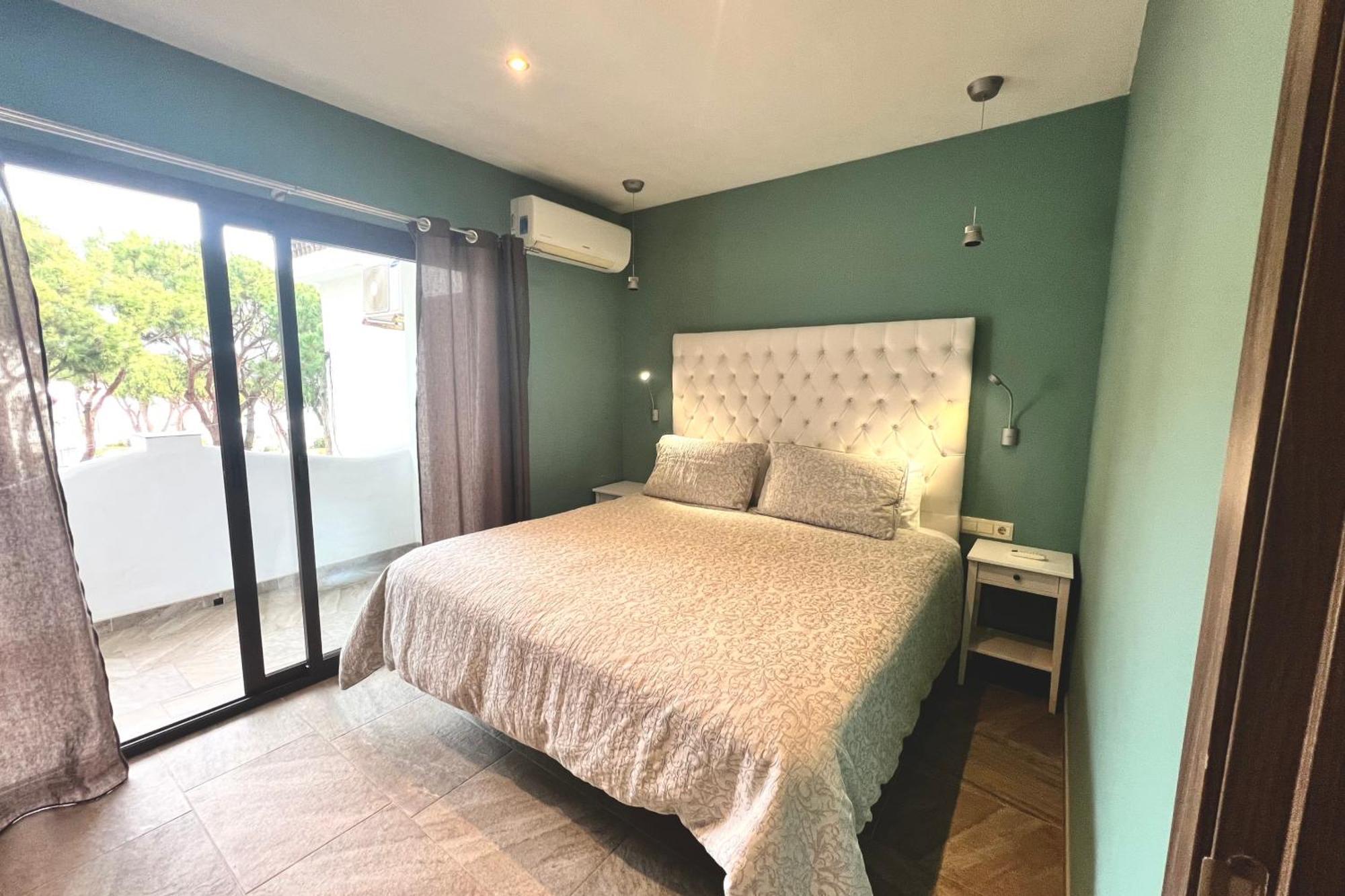 Mijas Costa - Beachside Apartment-b Apartment Sitio de Calahonda