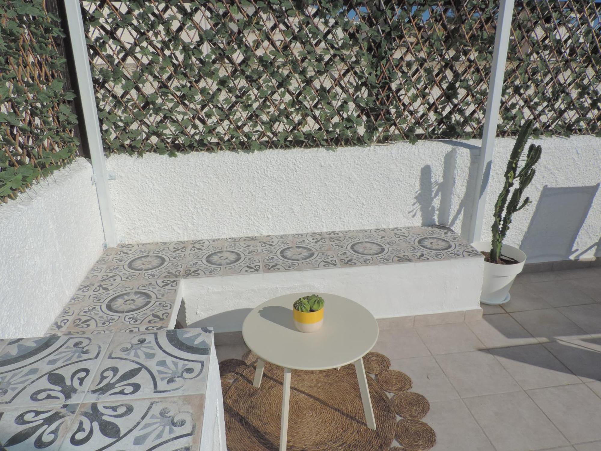 Entero Con Solarium En Sabinillas, Con Piscina Y Al Lado Del Puerto De La Duquesa Apartamento