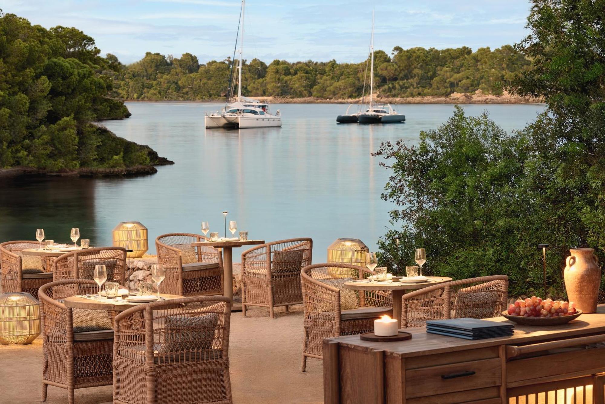 Resort Ikos Porto Petro Portopetro