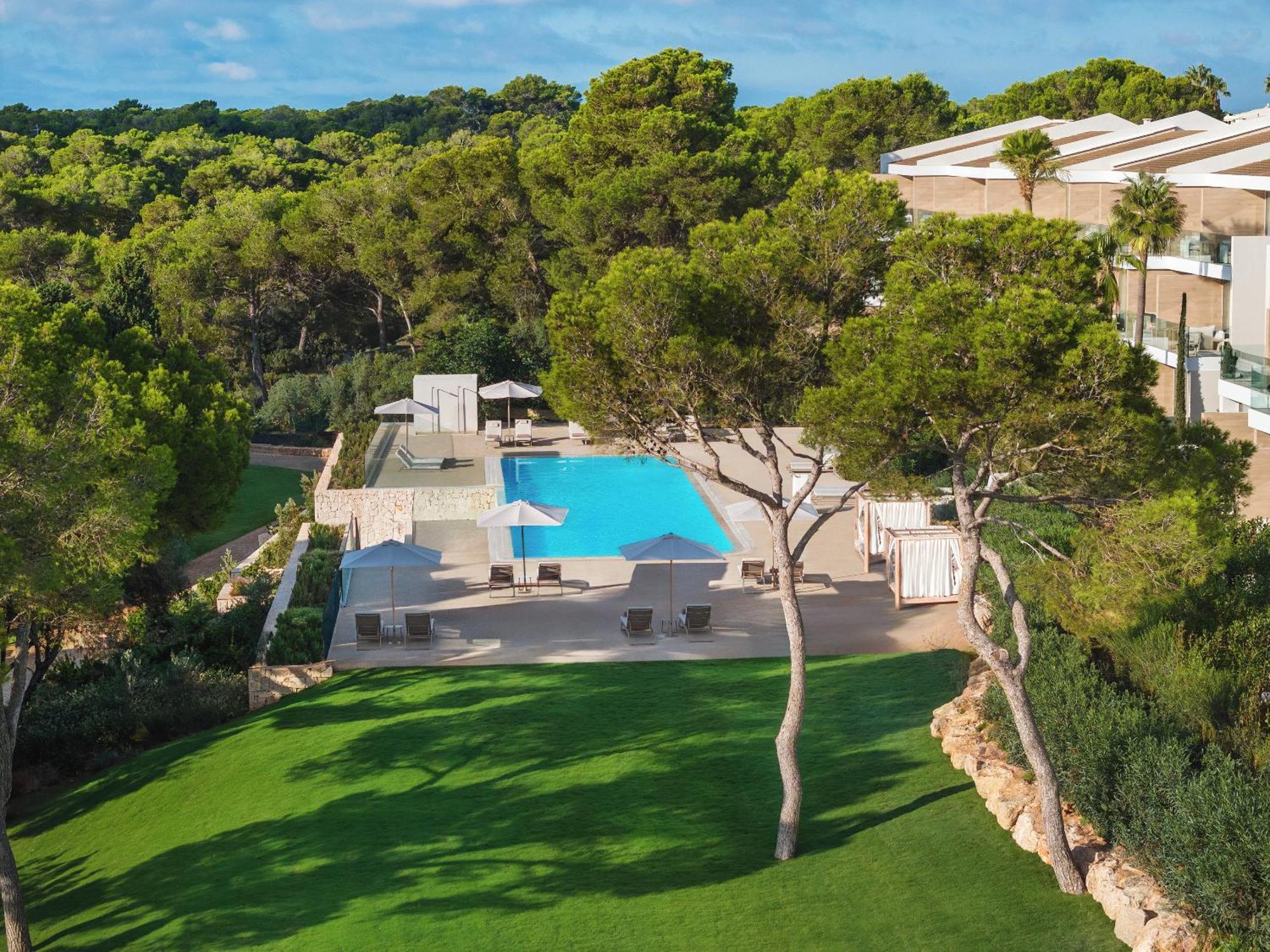 Ikos Porto Petro Resort 5*