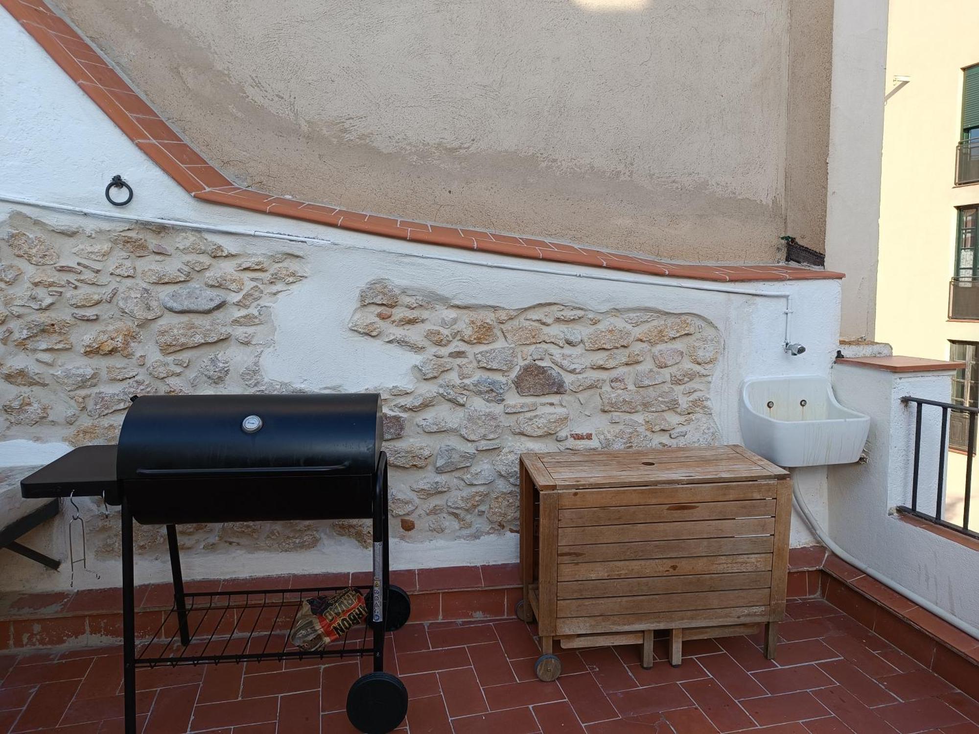 Apartment Petra -old With Terrace And Barbecue- Tarragona