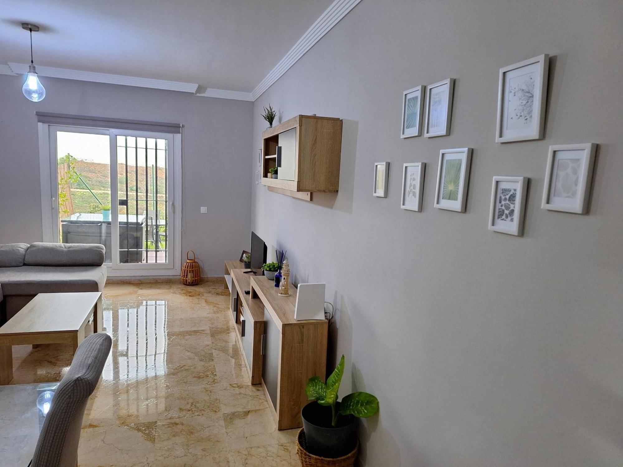 Con Jardin Apartment *