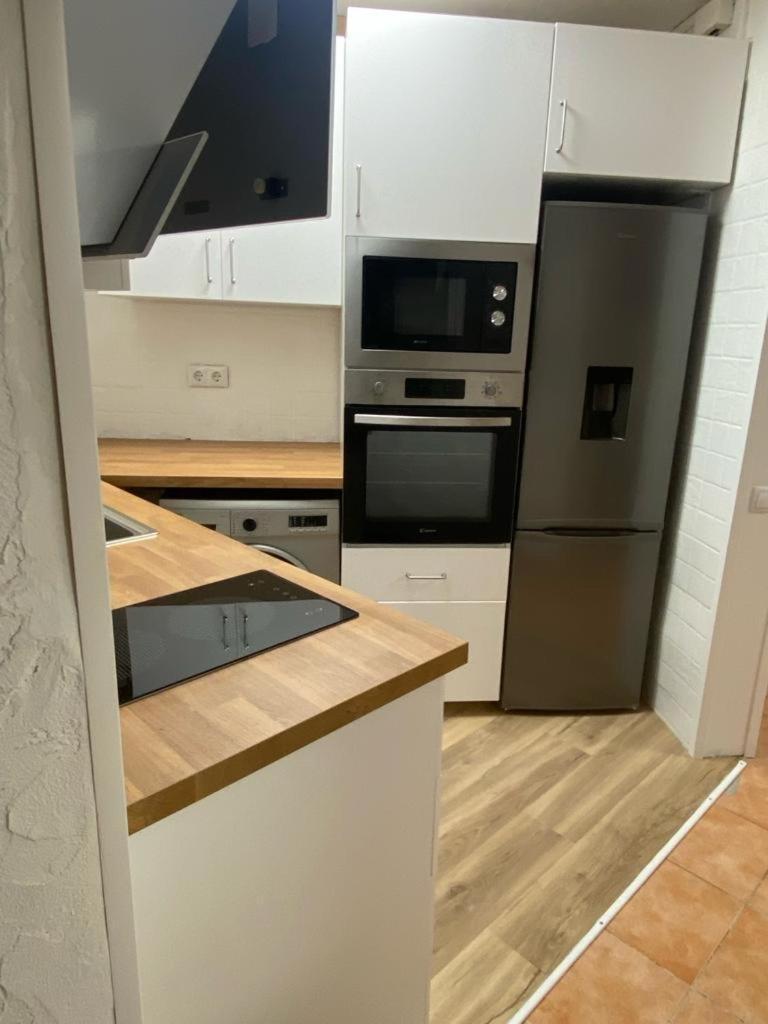 Apartamento Piso Delante De La Playa Con 2 *