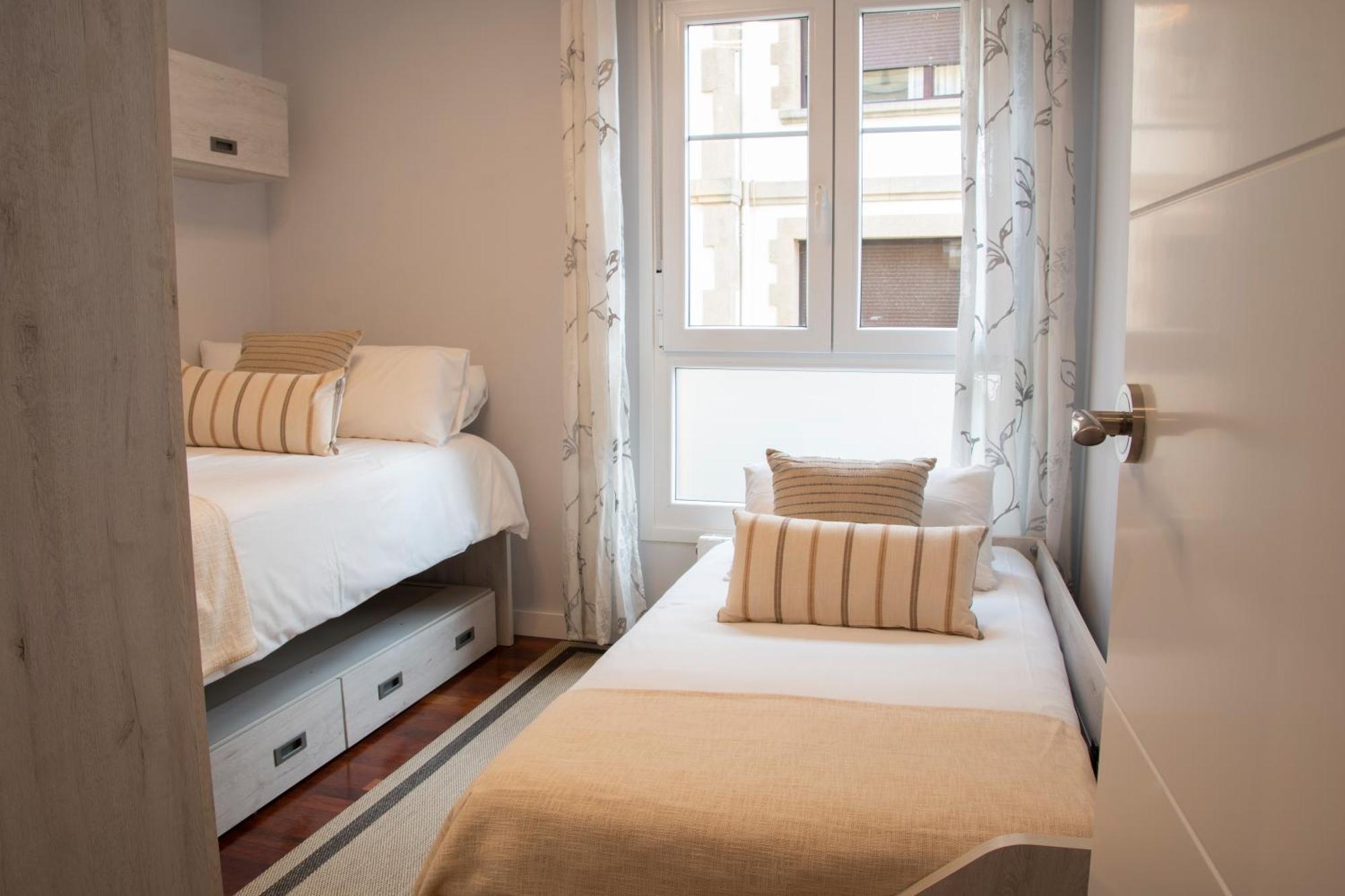 Apartamento Maravillosa Ubicacion Junto Al Mar Con Garaje