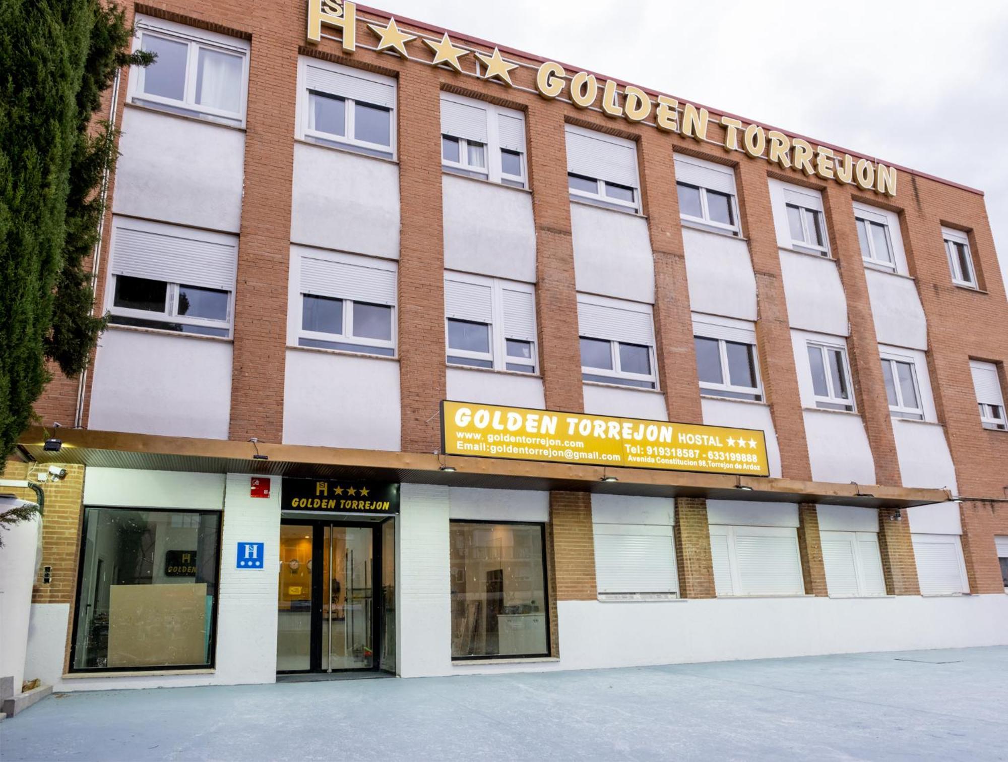 Golden Torrejon Pensión 3*