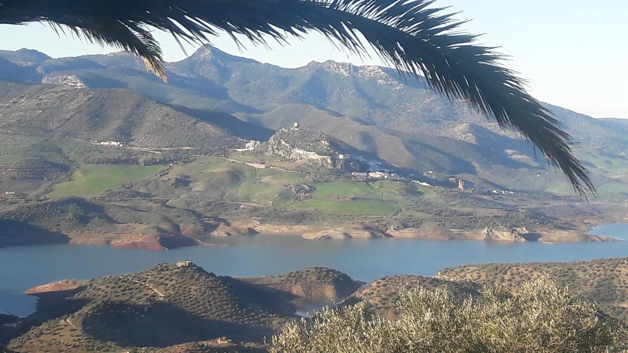 Casa El Almendro * El Gastor