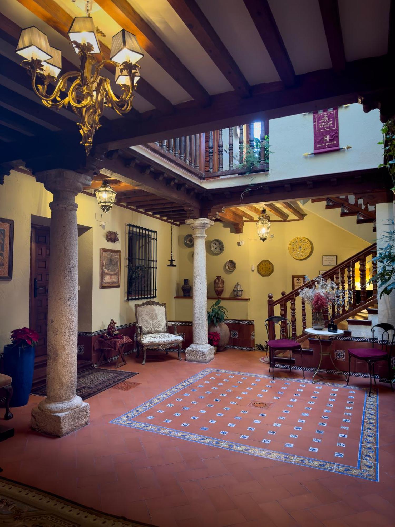 Aparthotel Almunia De San Miguel Toledo