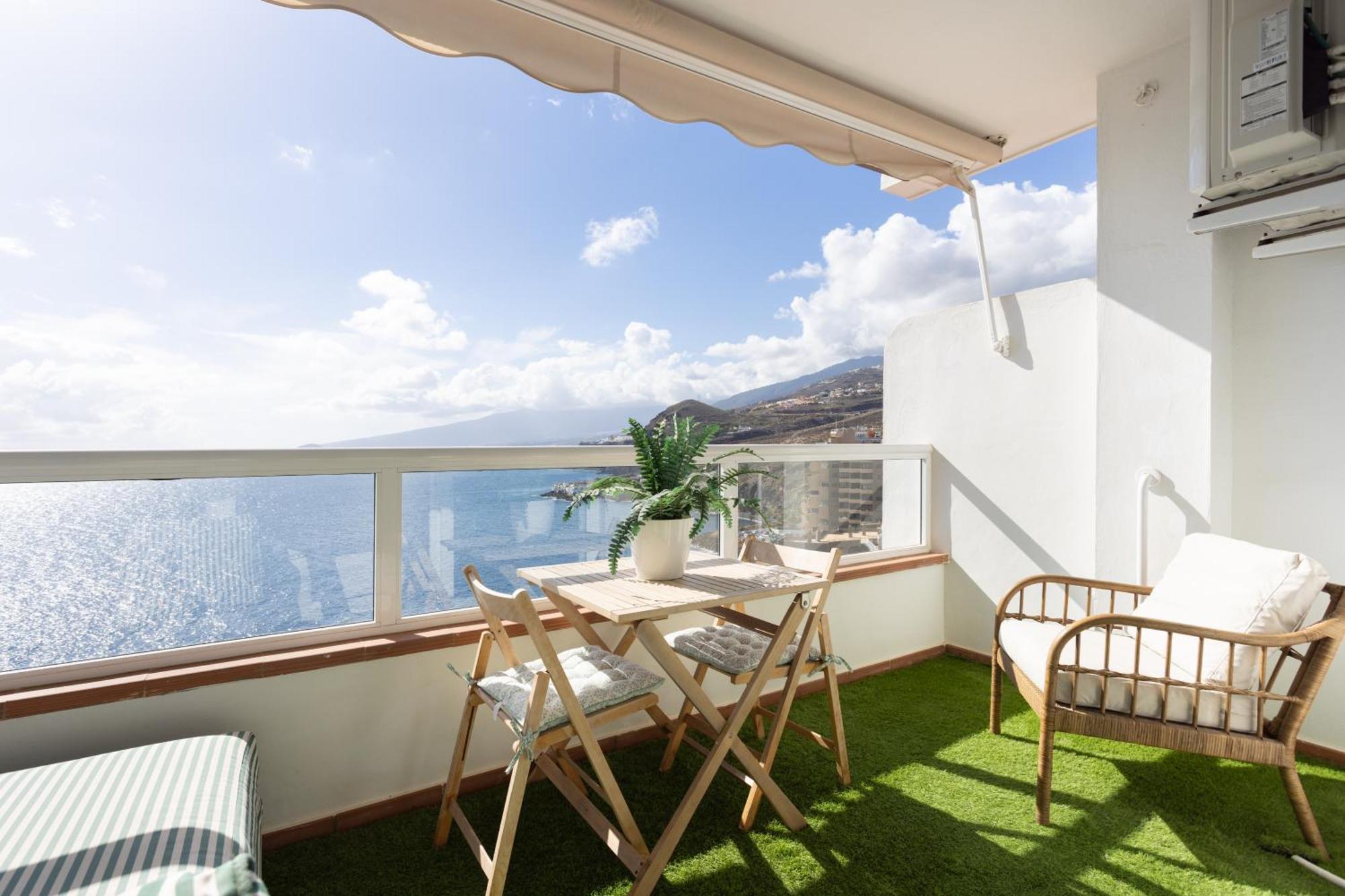 Home2book Lighthouse Stunning Sea View