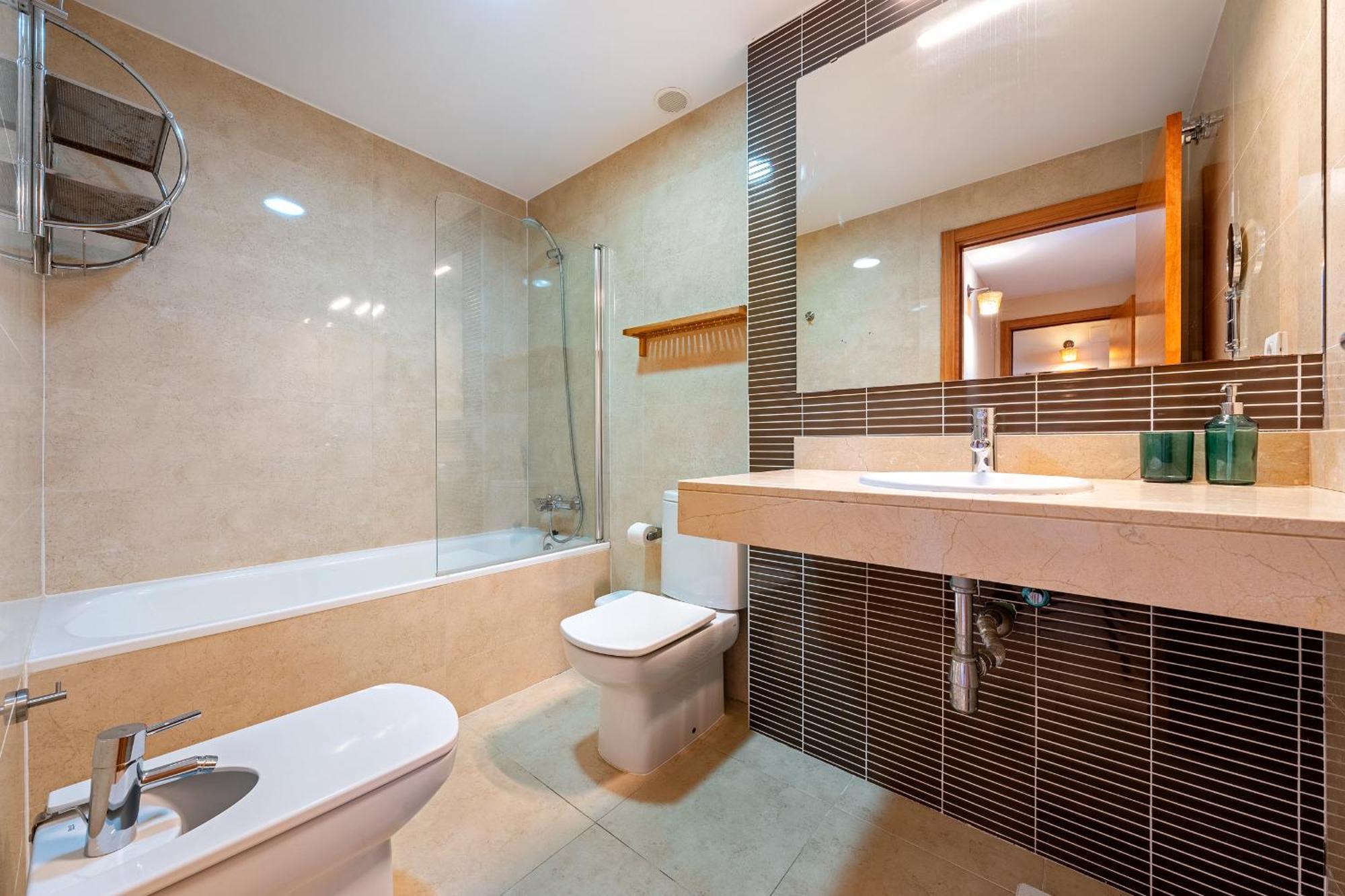 Hauzify I Balmanya 2a Apartment *