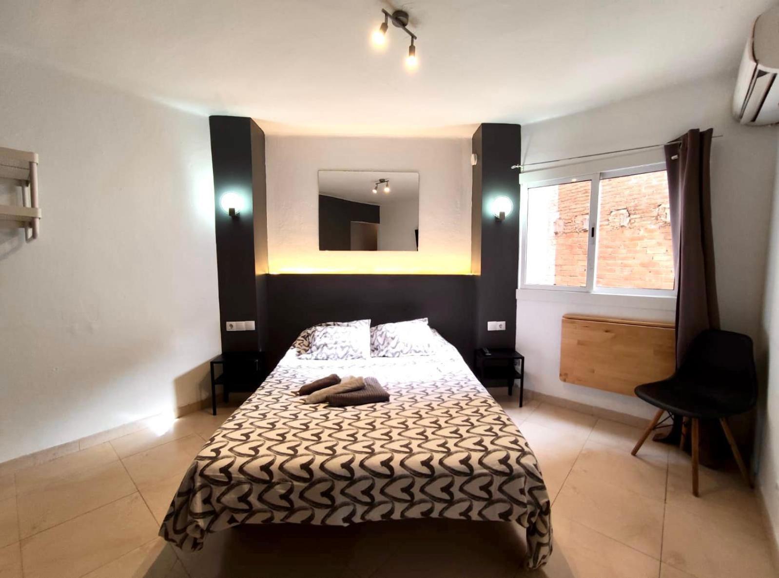 Apartment Con Bano Privado Frente Al Metro L5 Barcelona-hospitalet