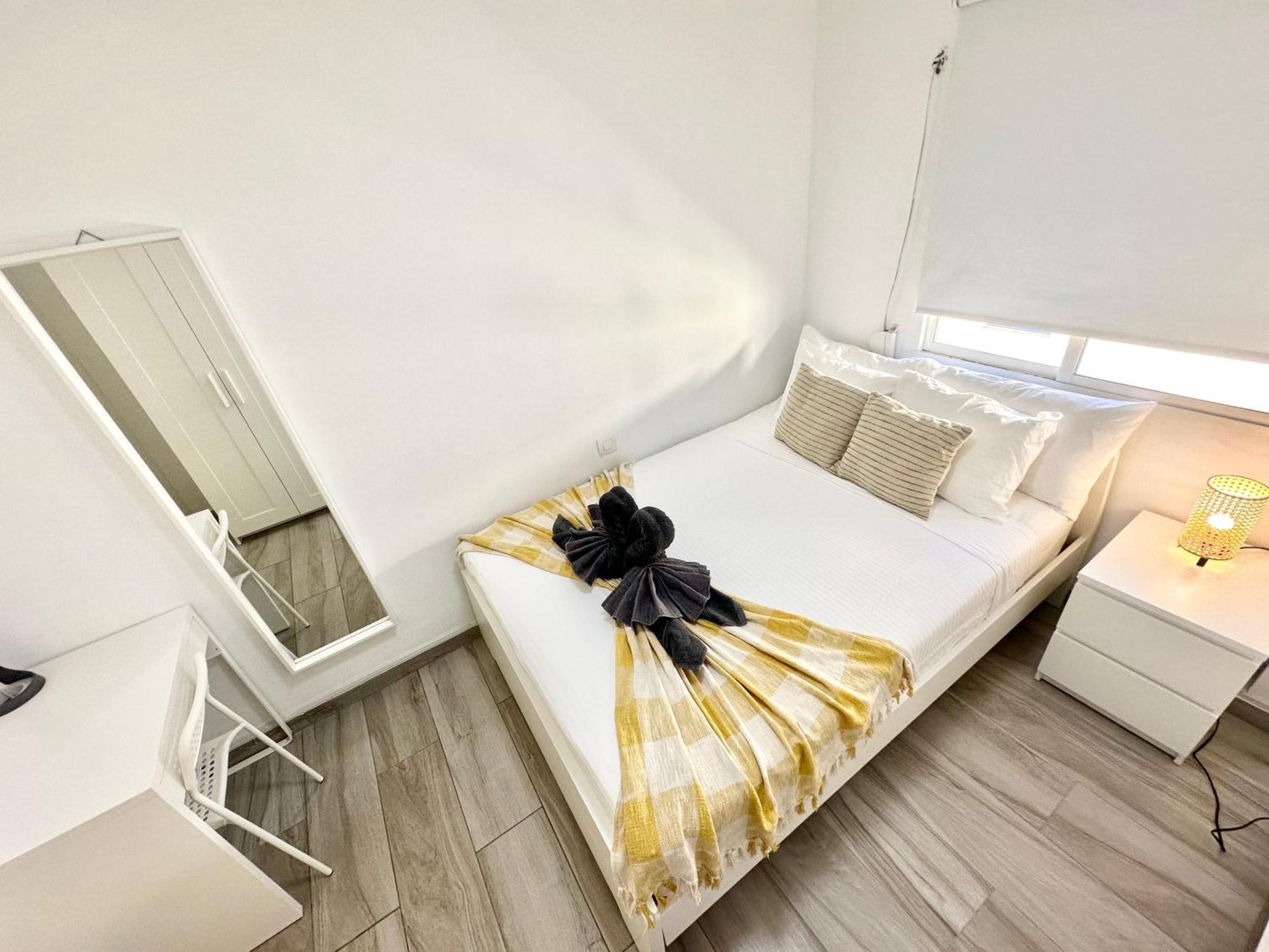 Mango Sorbet Super Central, 3 Desks, High Speed Internet, 3 Bedrooms And 2 Bathrooms Apartamento *