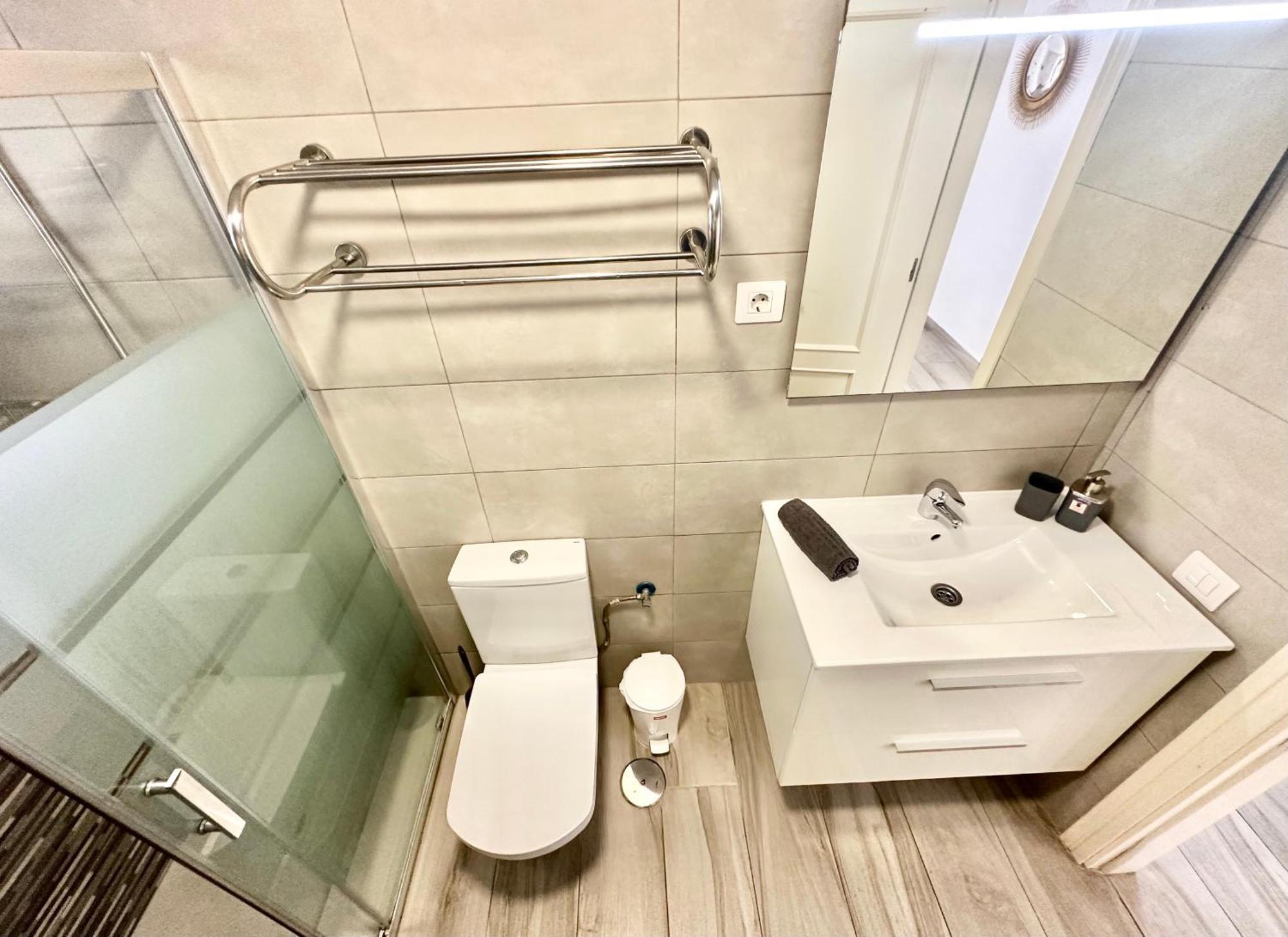 Apartamento Mango Sorbet Super Central, 3 Desks, High Speed Internet, 3 Bedrooms And 2 Bathrooms Corralejo