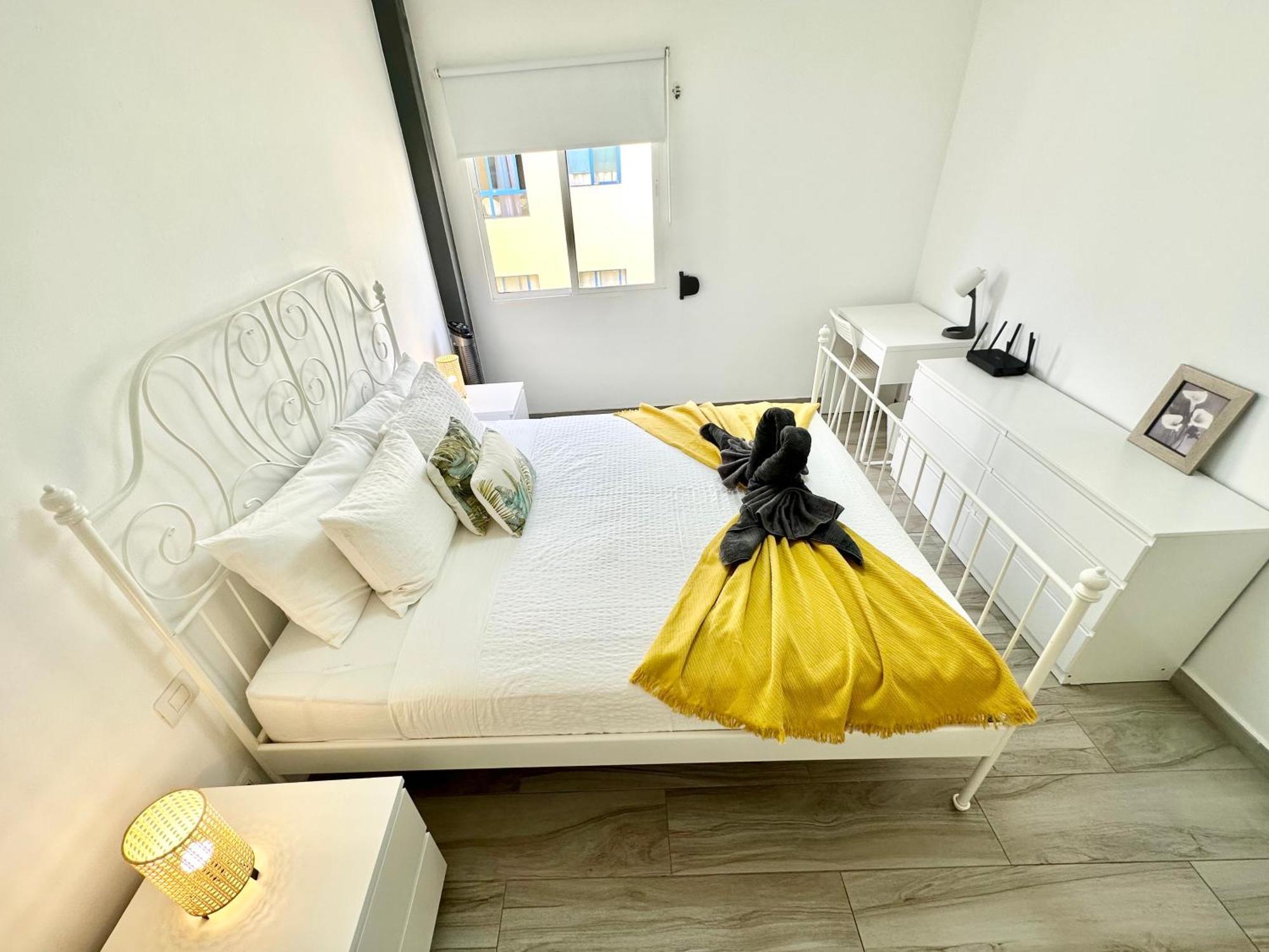 Mango Sorbet Super Central, 3 Desks, High Speed Internet, 3 Bedrooms And 2 Bathrooms Apartamento Corralejo
