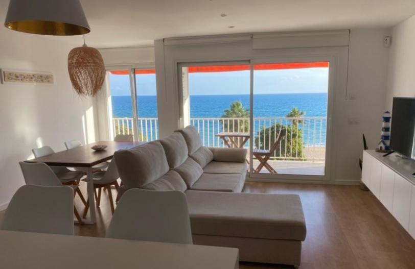 Apartment Frente Al Mar Canet De Mar