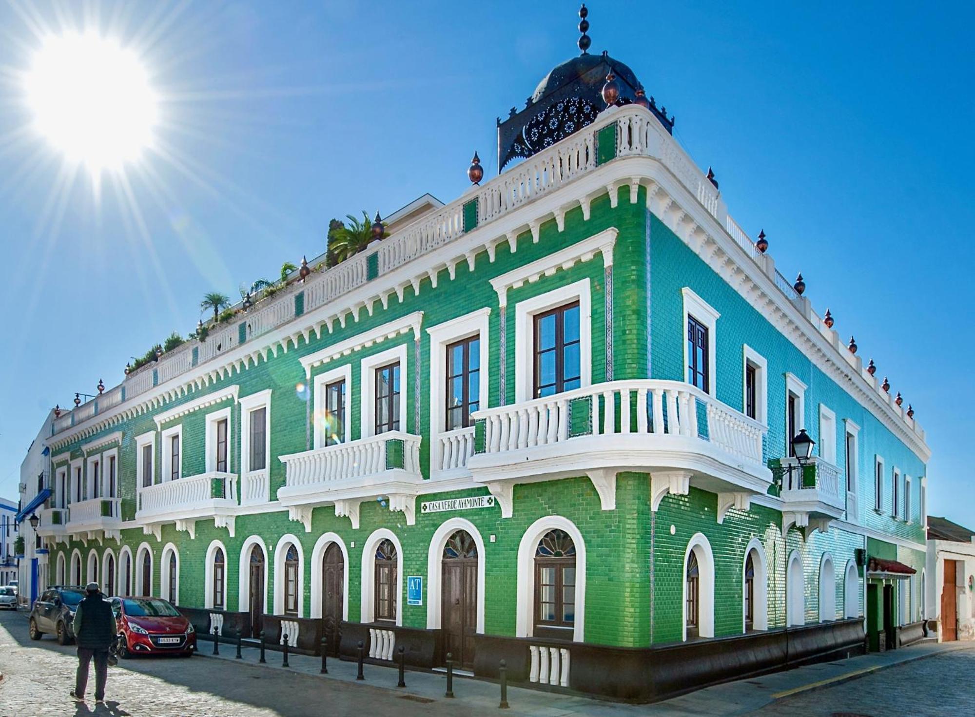 Casa *