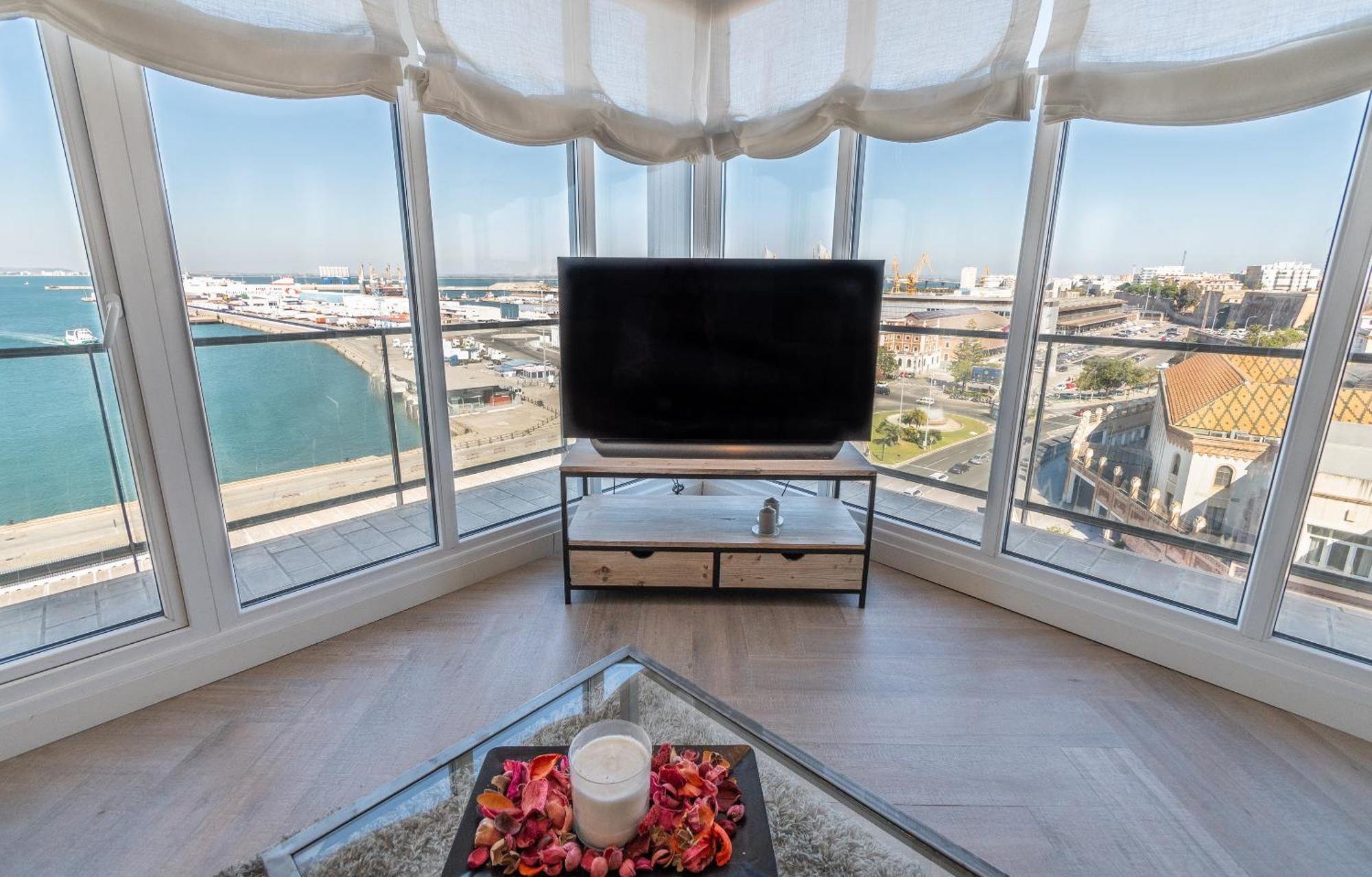 Phoenix Luxury Loft Apartment Cadiz