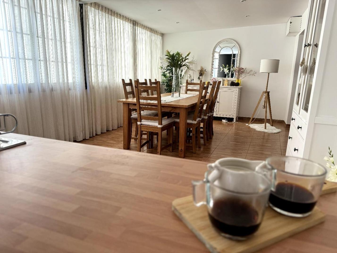 Precioso Con Terraza En Piso Superior Holiday home *