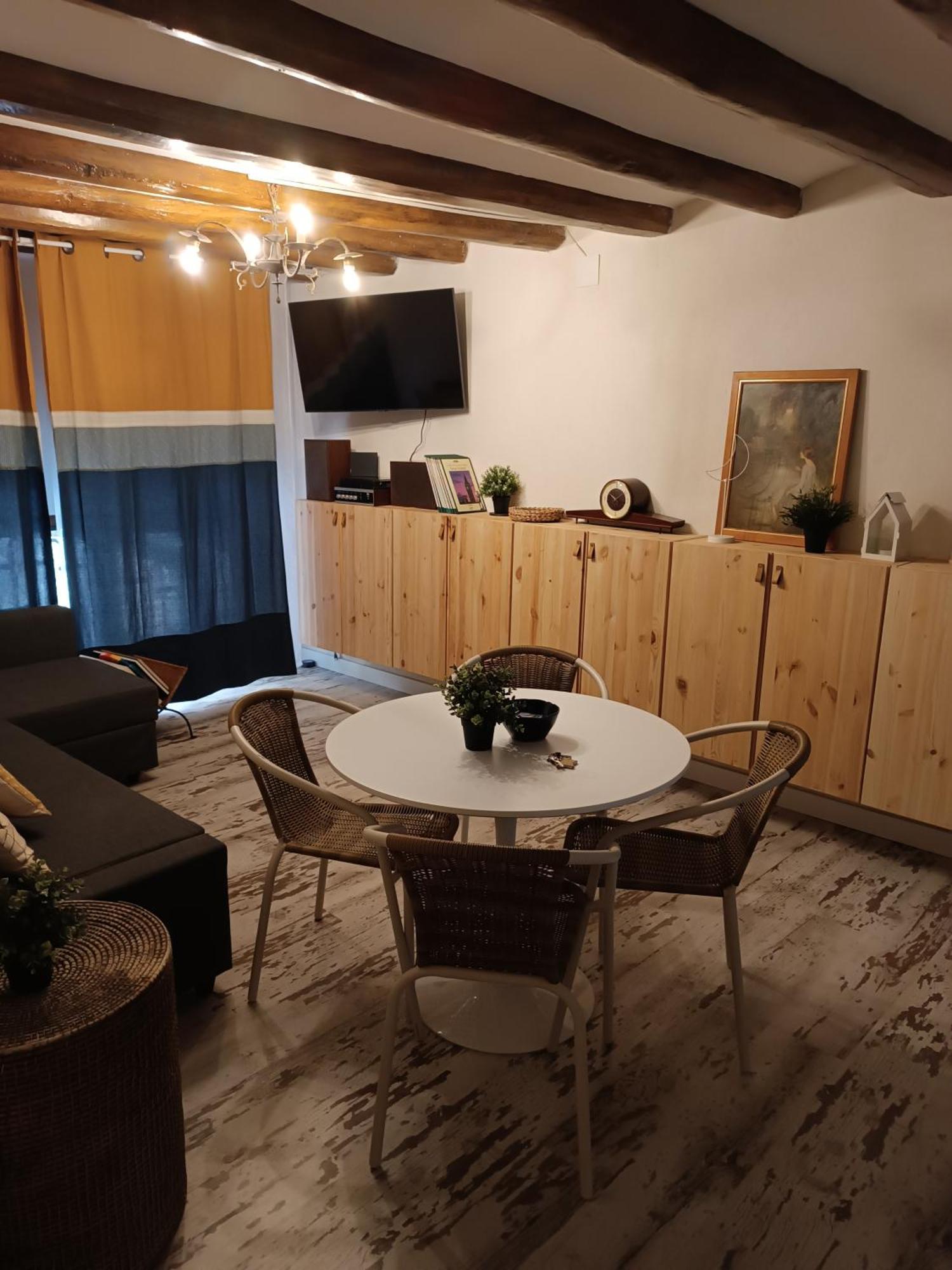 Petra -old With Terrace And Barbecue- Apartment