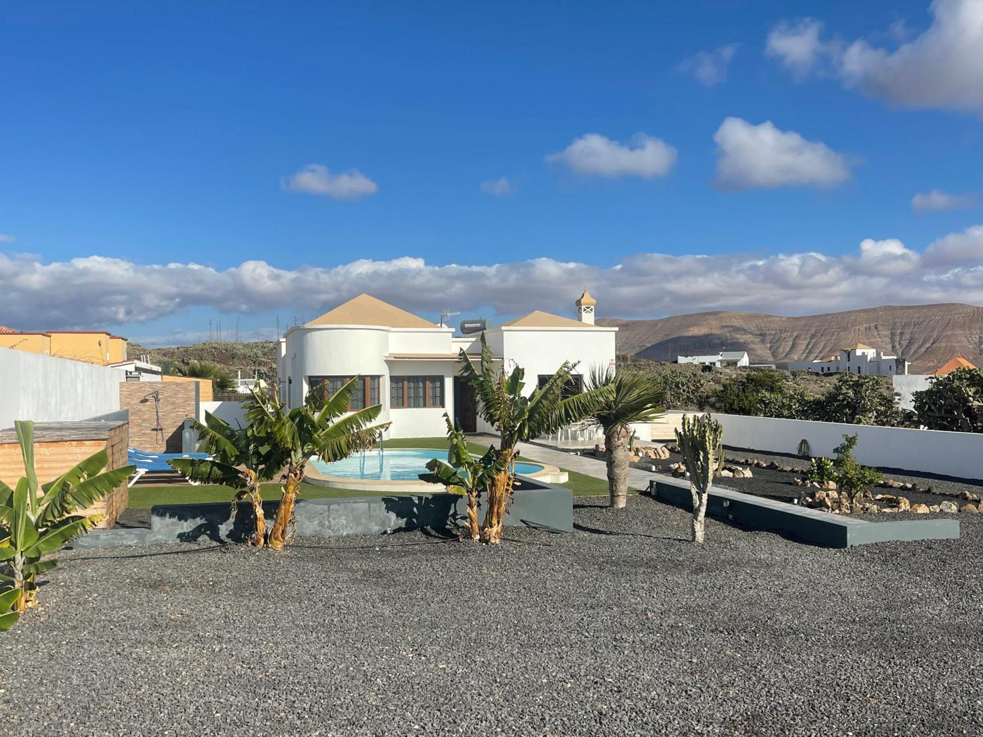 Volcan Villa La Oliva
