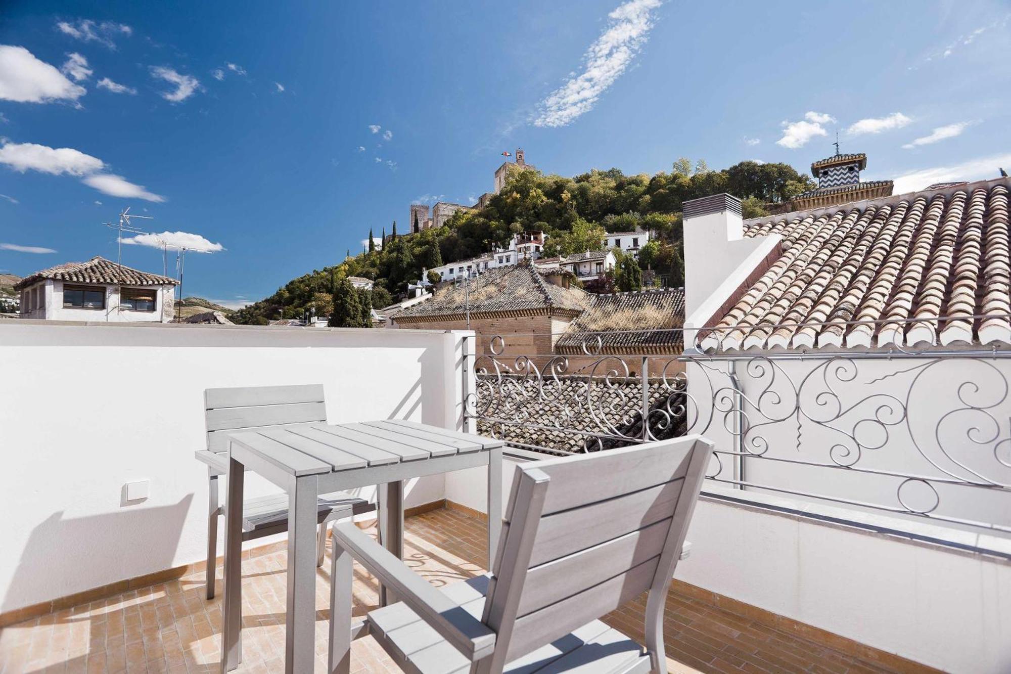 Casa Miravalle Darro Apartment *