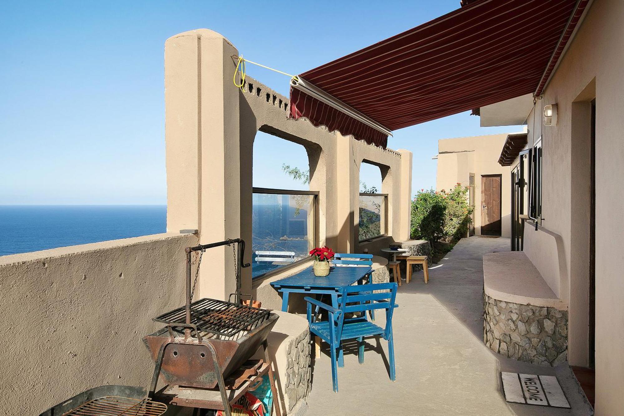 Magical Sea Views Pool House Сasa de vacaciones