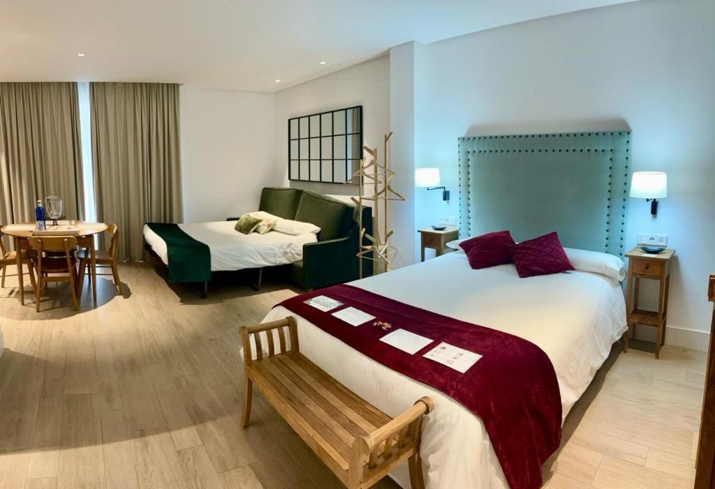 Aparthotel Turisticos La Plaza Chipiona