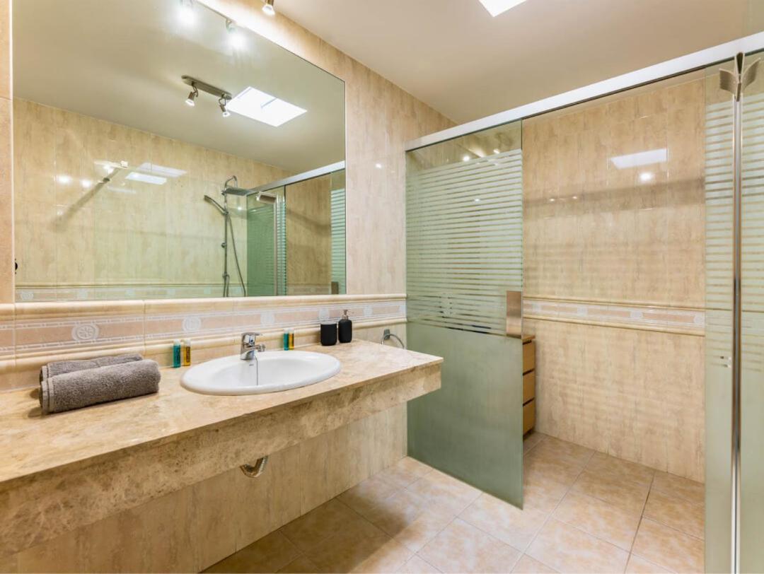 Primera Luxury House