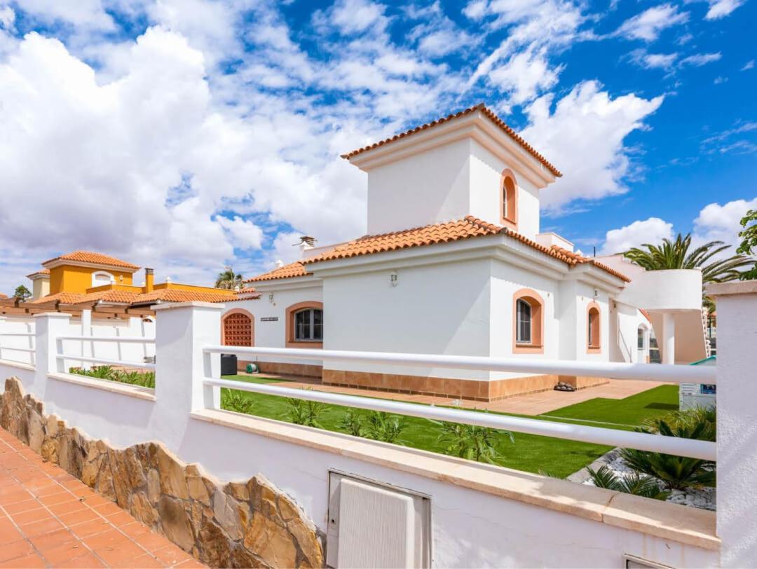 Primera Luxury House Villa *