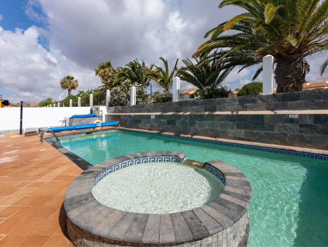 Primera Luxury House Villa *