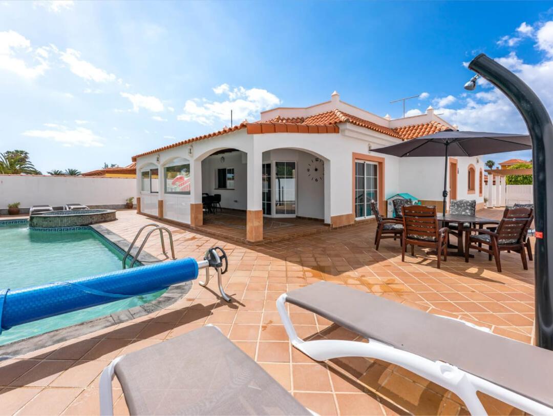 Villa Primera Luxury House