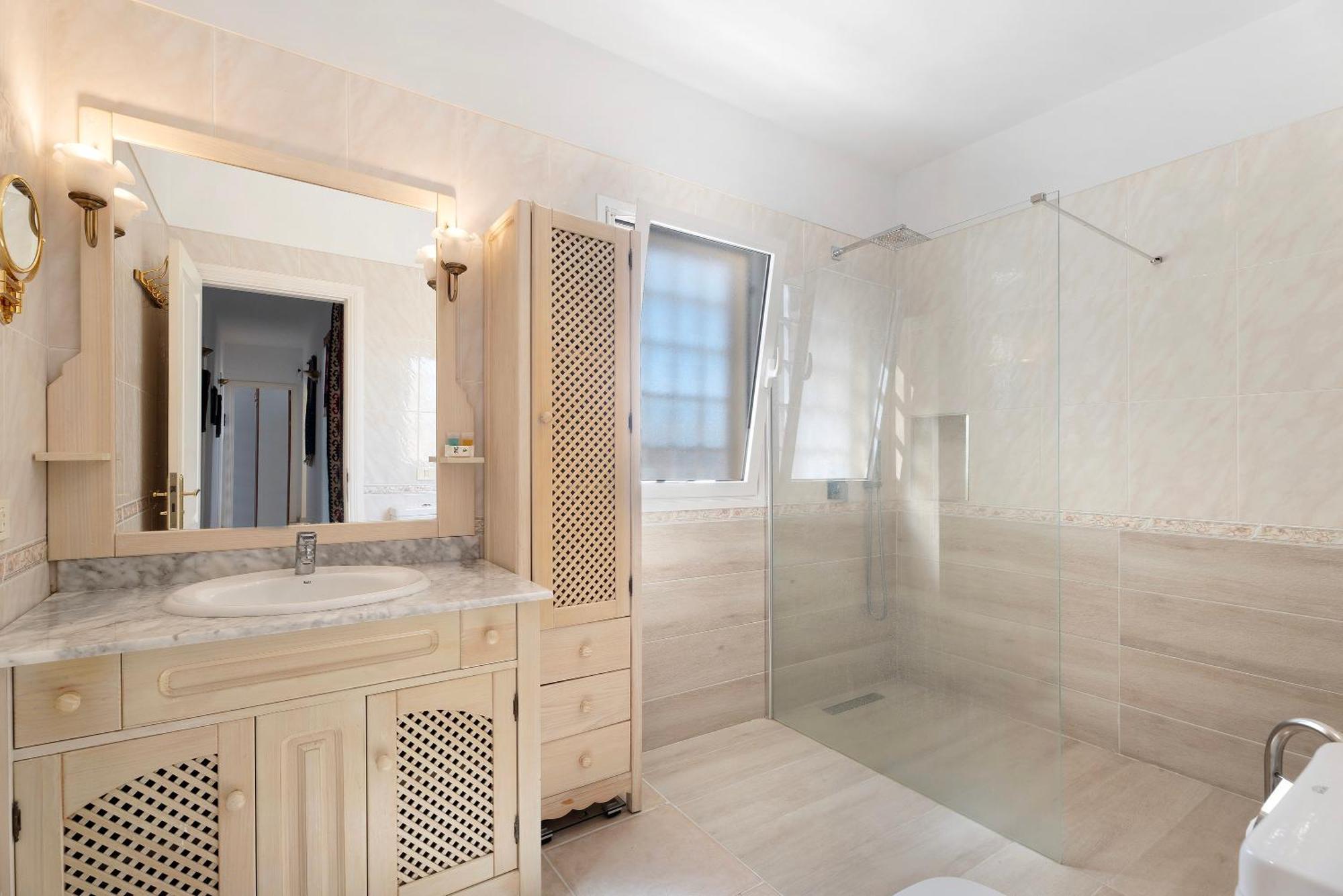 Casa Carla Private, Pool, Air By Paramount Holidays Holiday home *