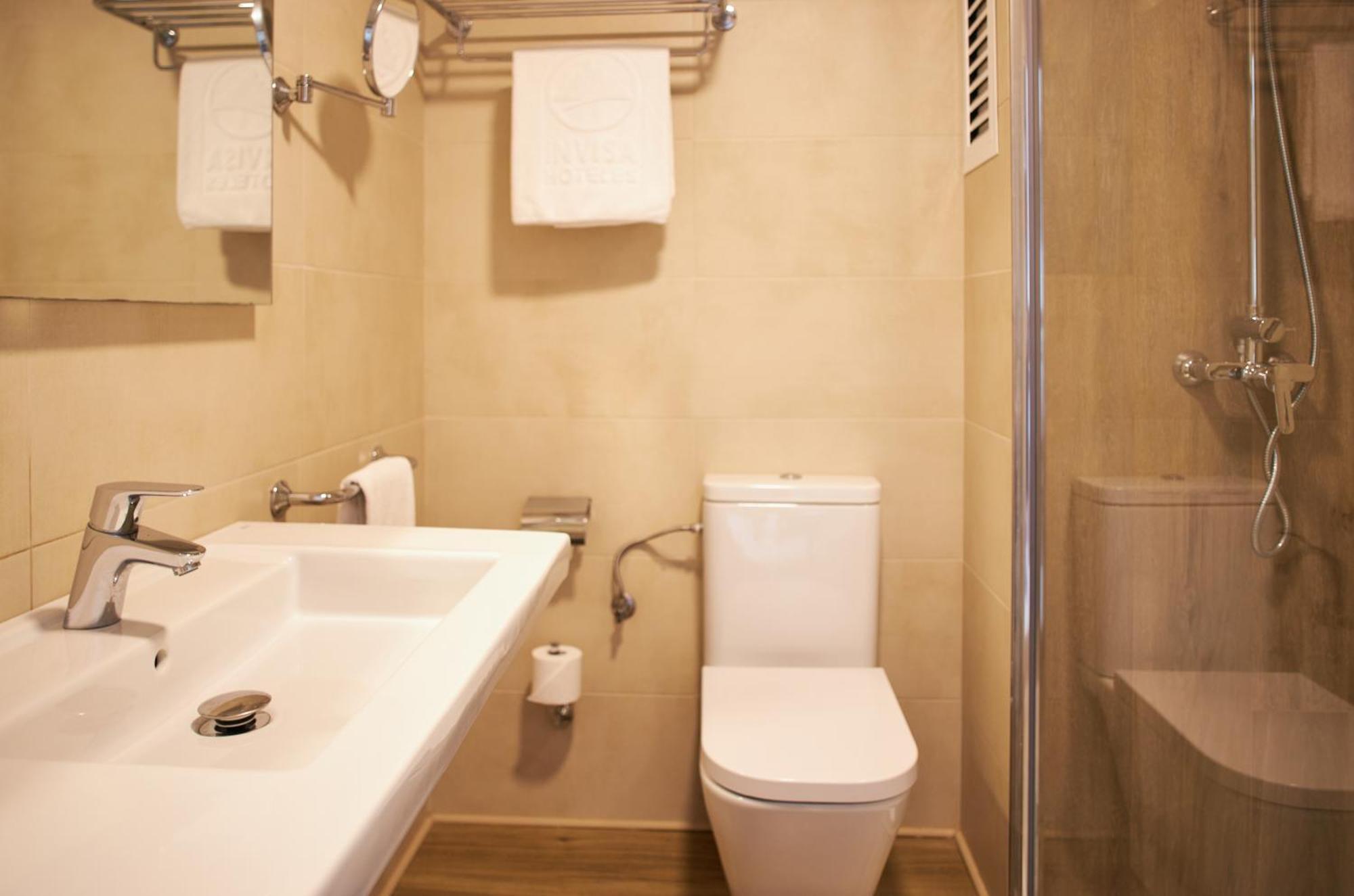 Invisa Ereso 3*