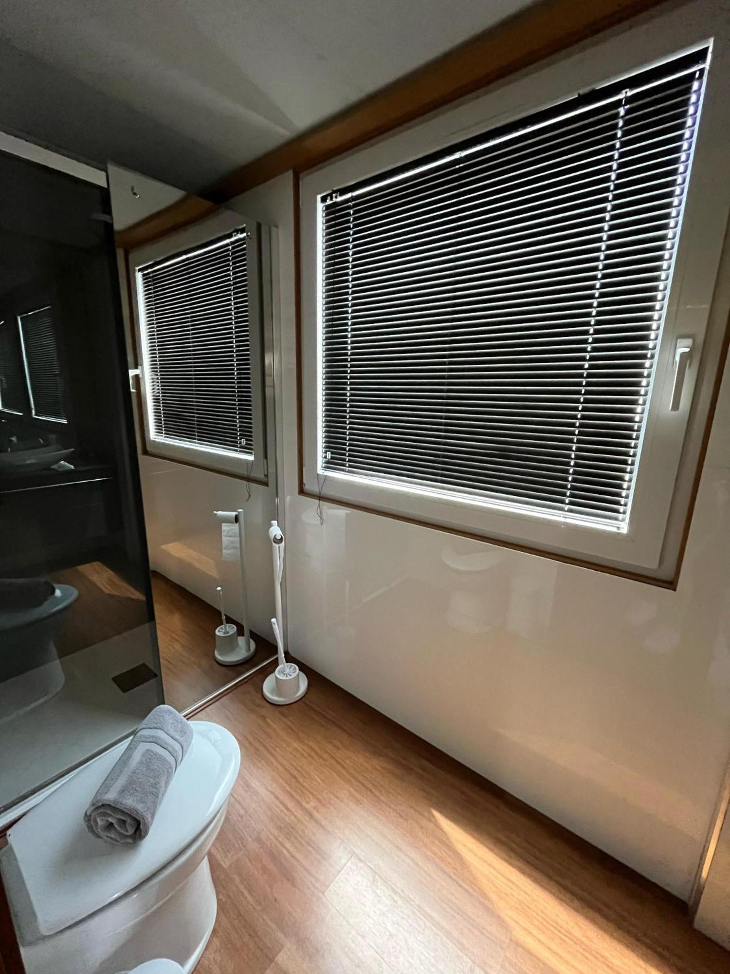 Casa Flotante Con Encanto En - Murcia Botel San Pedro del Pinatar