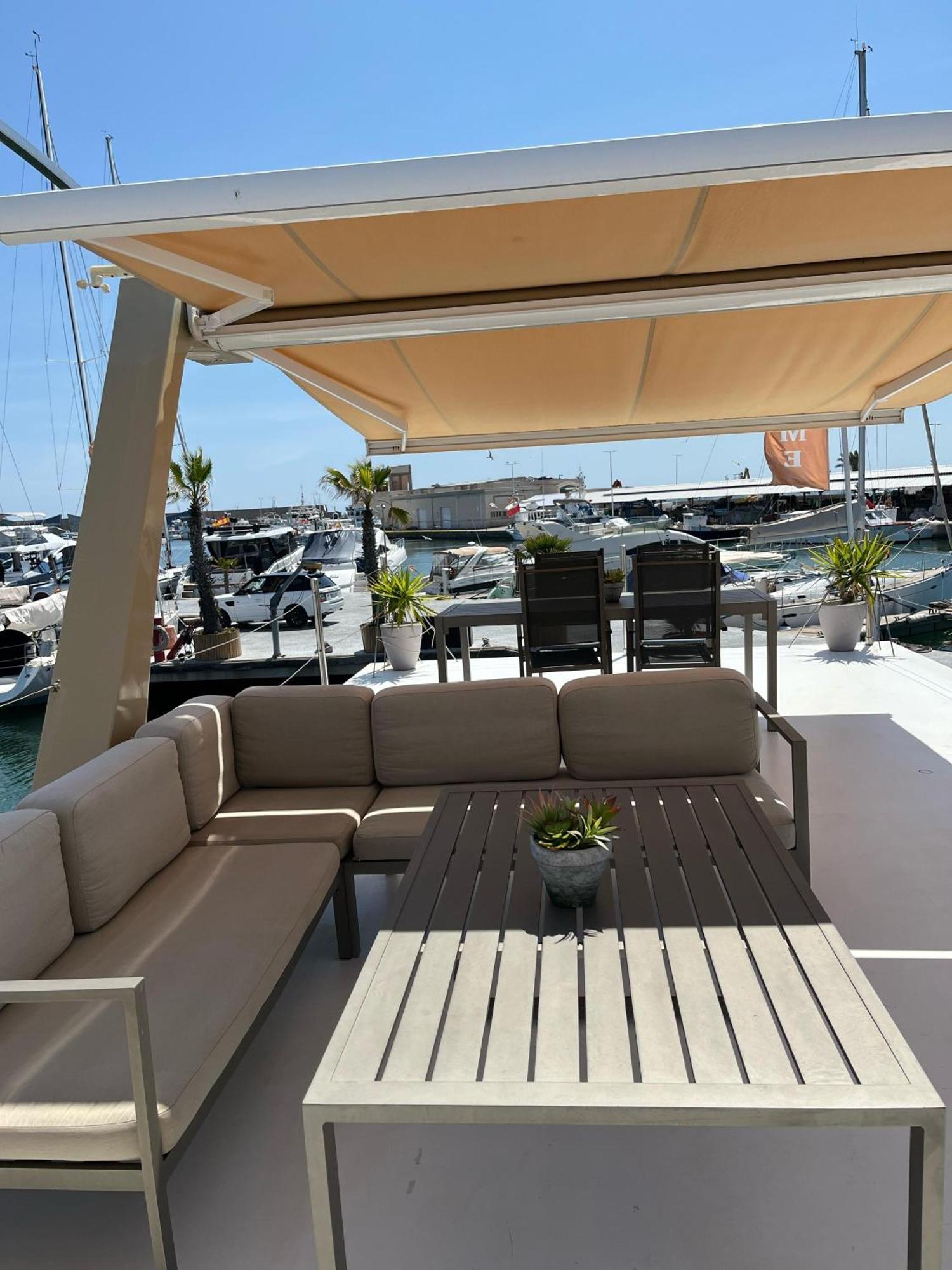 Casa Flotante Con Encanto En - Murcia Botel *