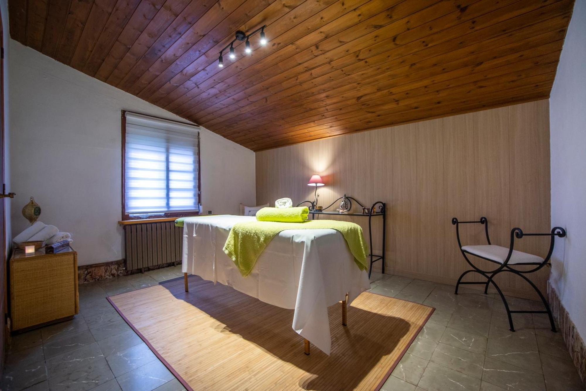 Guest house Montserrat 3*