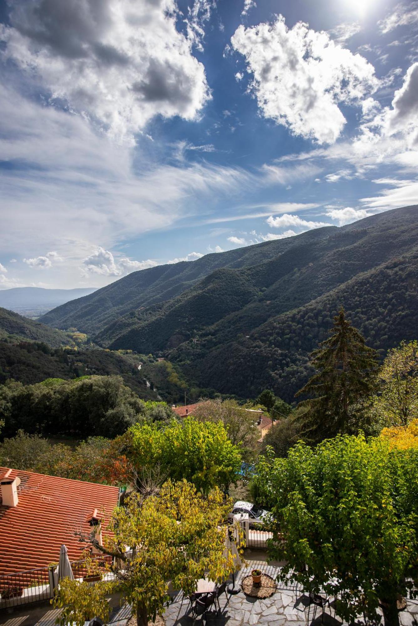 Montserrat 3* Montseny