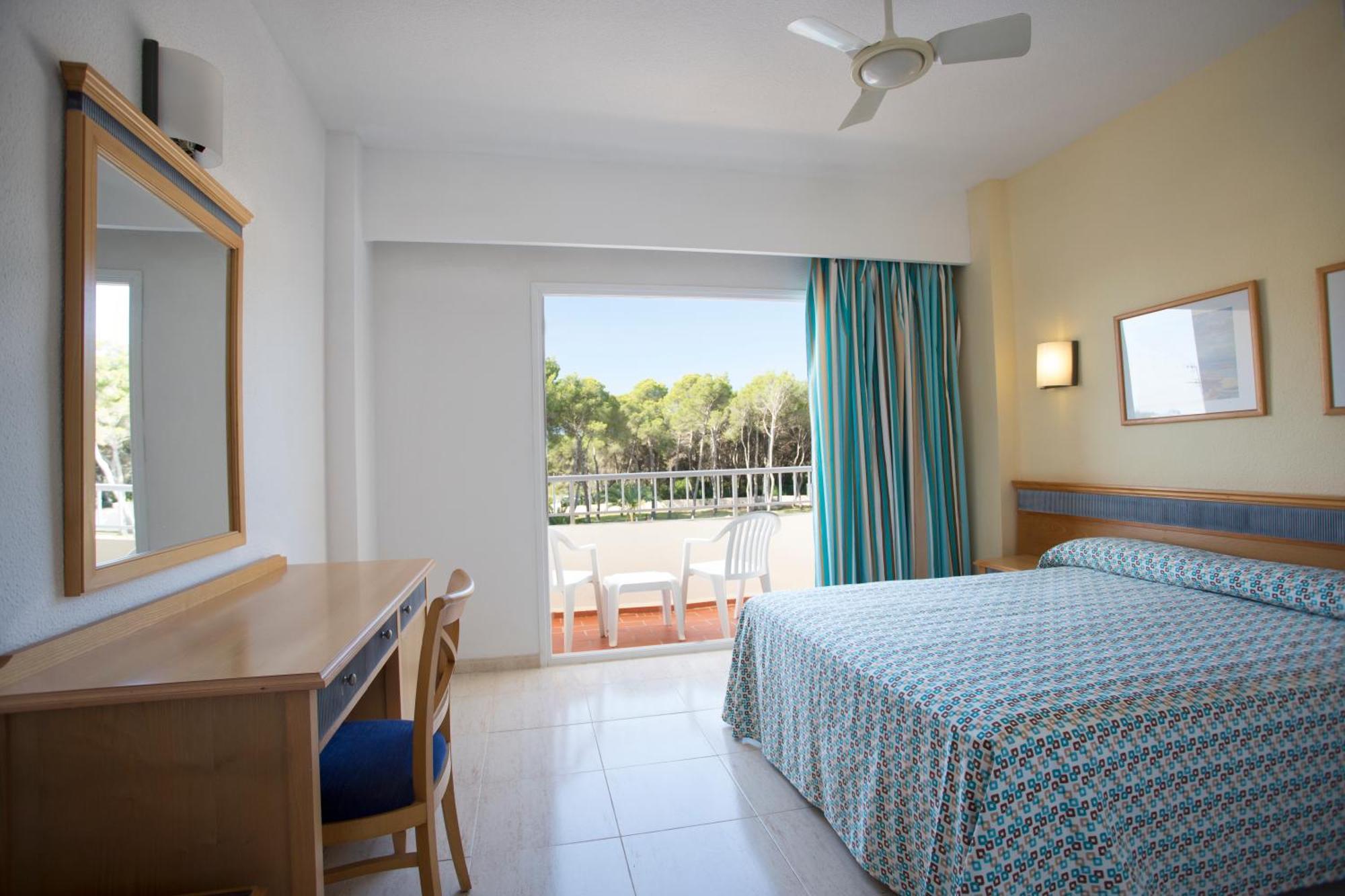 Invisa Ereso 3* Es Cana