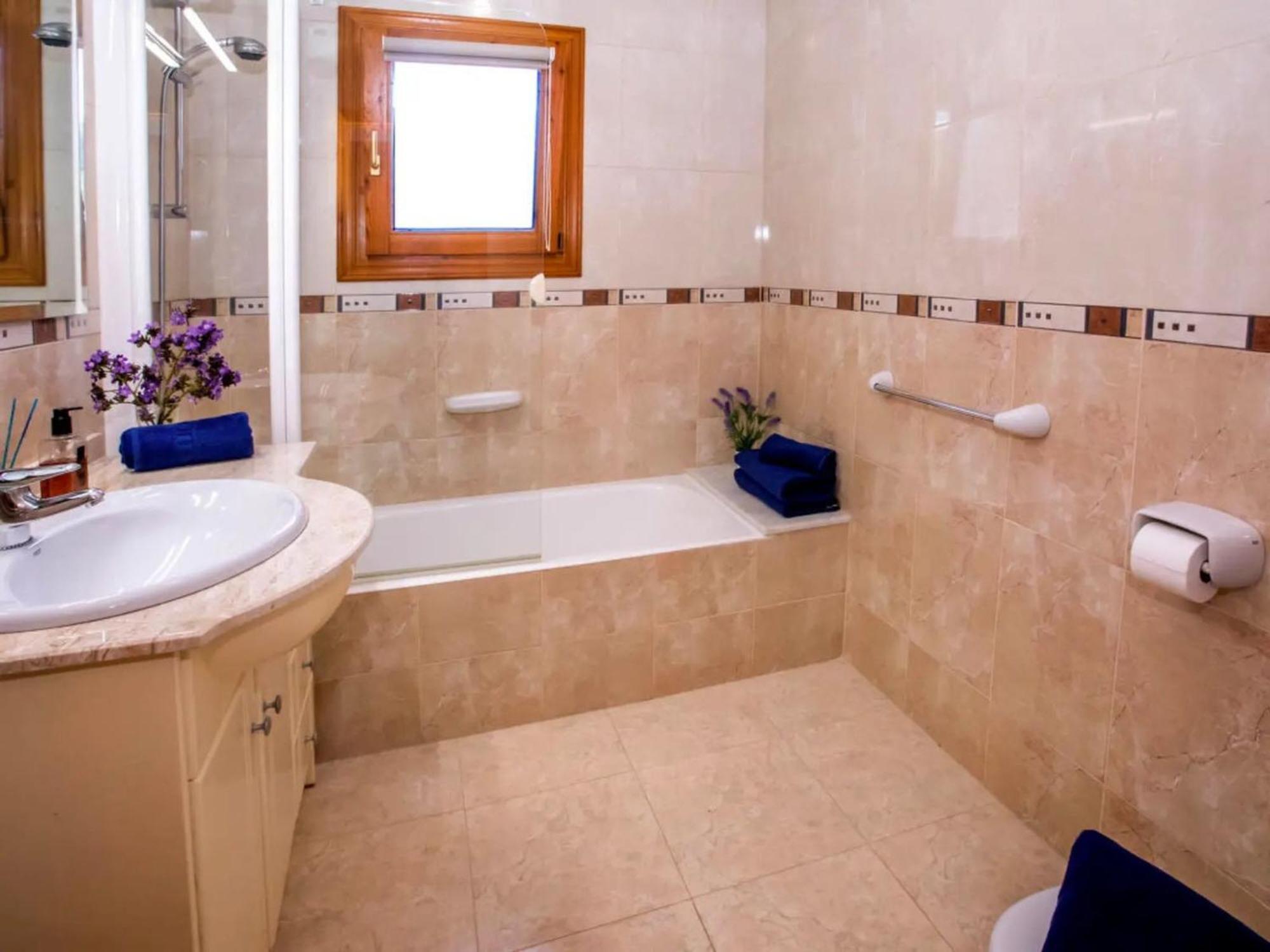 Lantana By Interhome