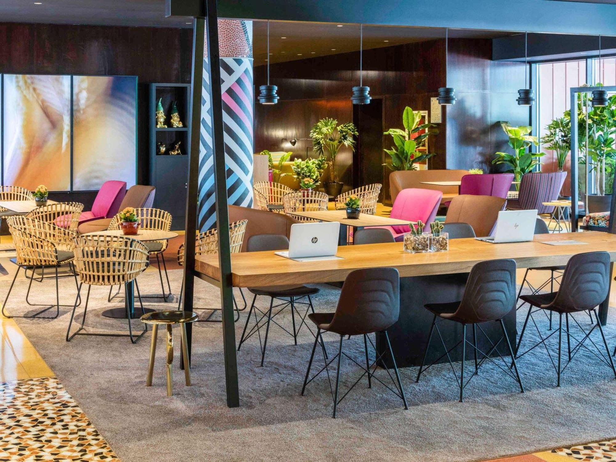 Novotel Barcelona Cornella Hotel