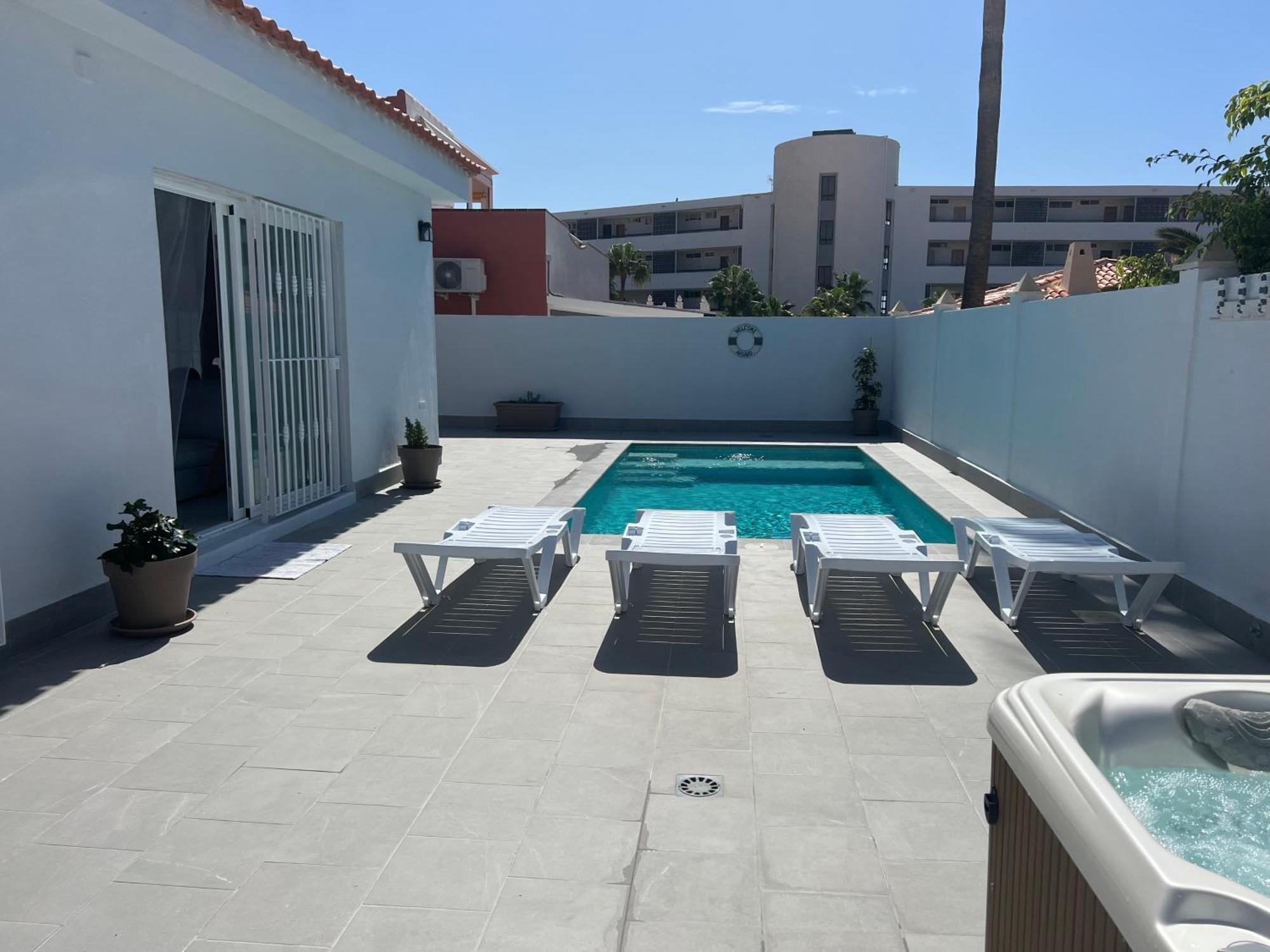 Villa Magnolia Callao Salvaje