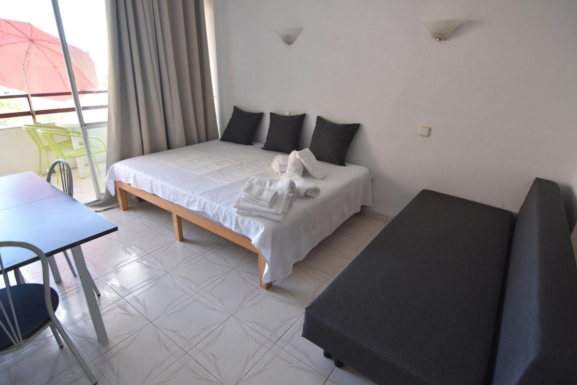 Rnet - Ir 28-ab Costa Brava Apartamento