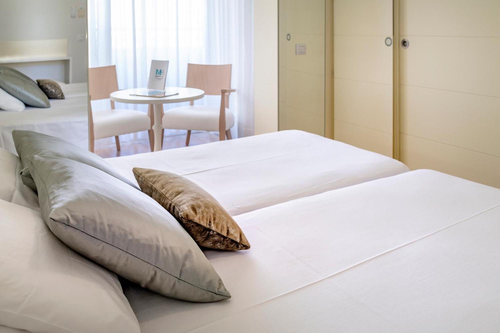 Monica Hotel 4*